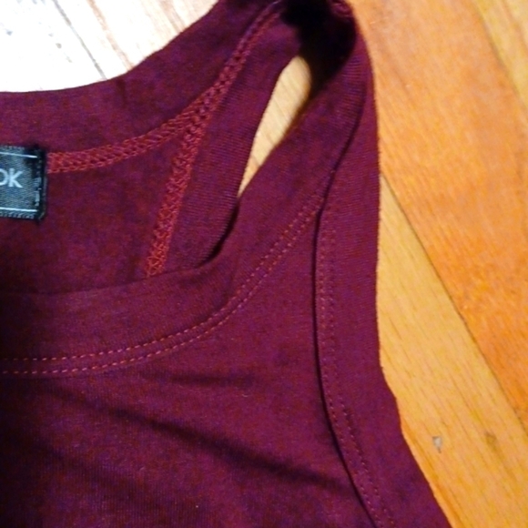 Urban Look bodysuit S M maroon Very soft material Excellent condition - Picture 4 of 7